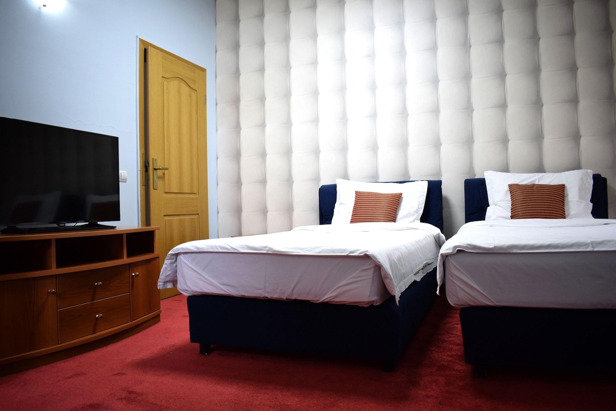 Hotel Aristocrat & Fish Restaurant Skopje Zewnętrze zdjęcie