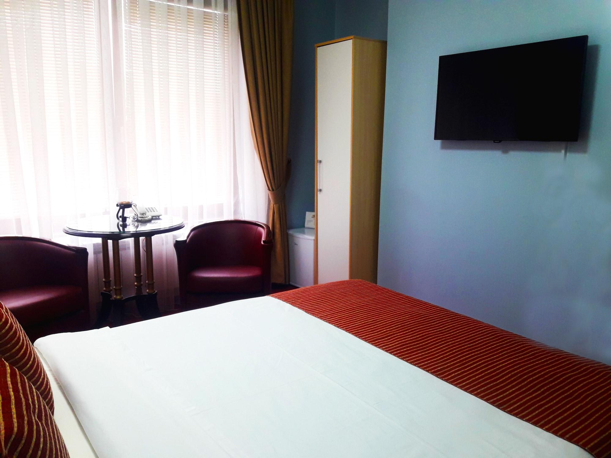Hotel Aristocrat & Fish Restaurant Skopje Zewnętrze zdjęcie