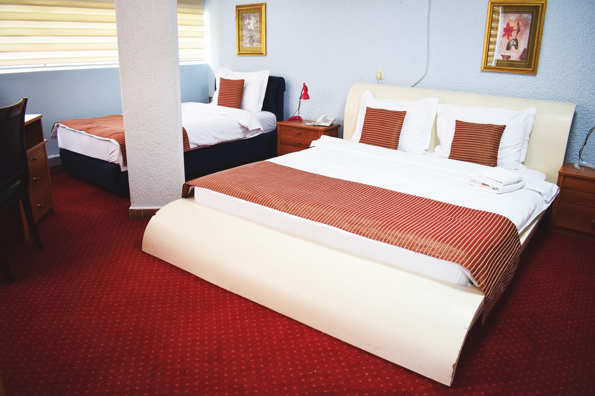 Hotel Aristocrat & Fish Restaurant Skopje Zewnętrze zdjęcie