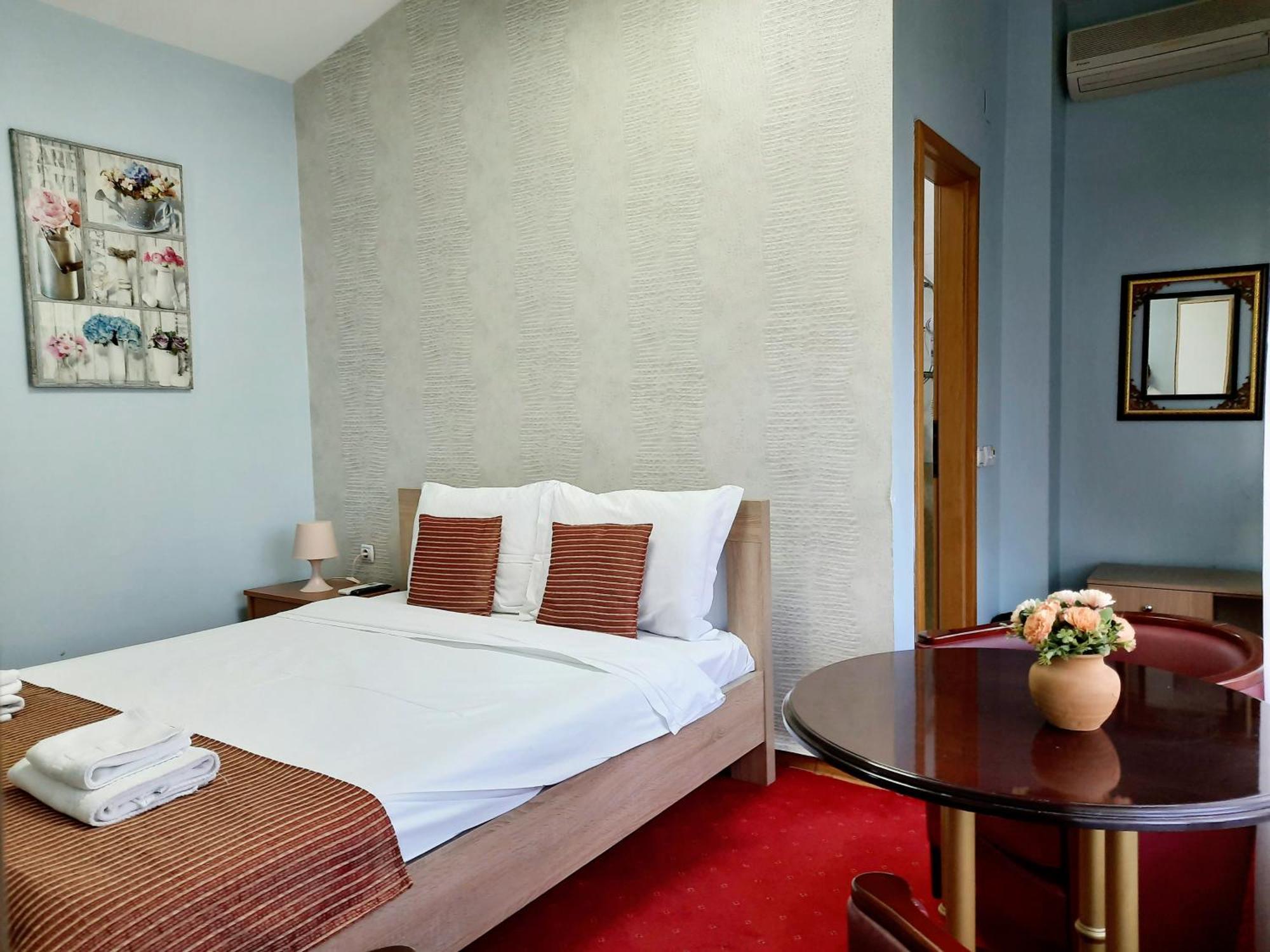 Hotel Aristocrat & Fish Restaurant Skopje Pokój zdjęcie