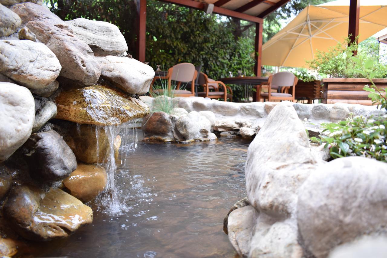 Hotel Aristocrat & Fish Restaurant Skopje Zewnętrze zdjęcie