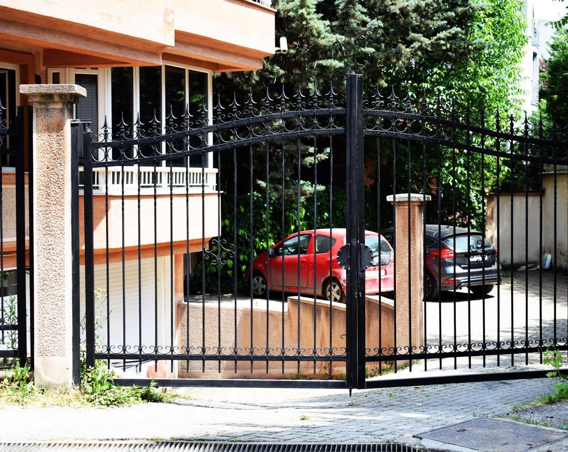 Hotel Aristocrat & Fish Restaurant Skopje Zewnętrze zdjęcie