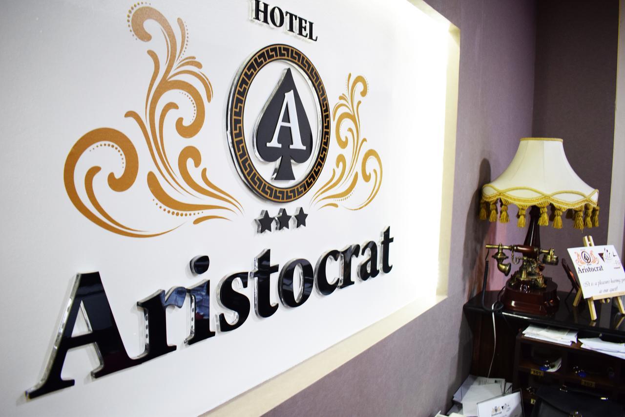 Hotel Aristocrat & Fish Restaurant Skopje Zewnętrze zdjęcie
