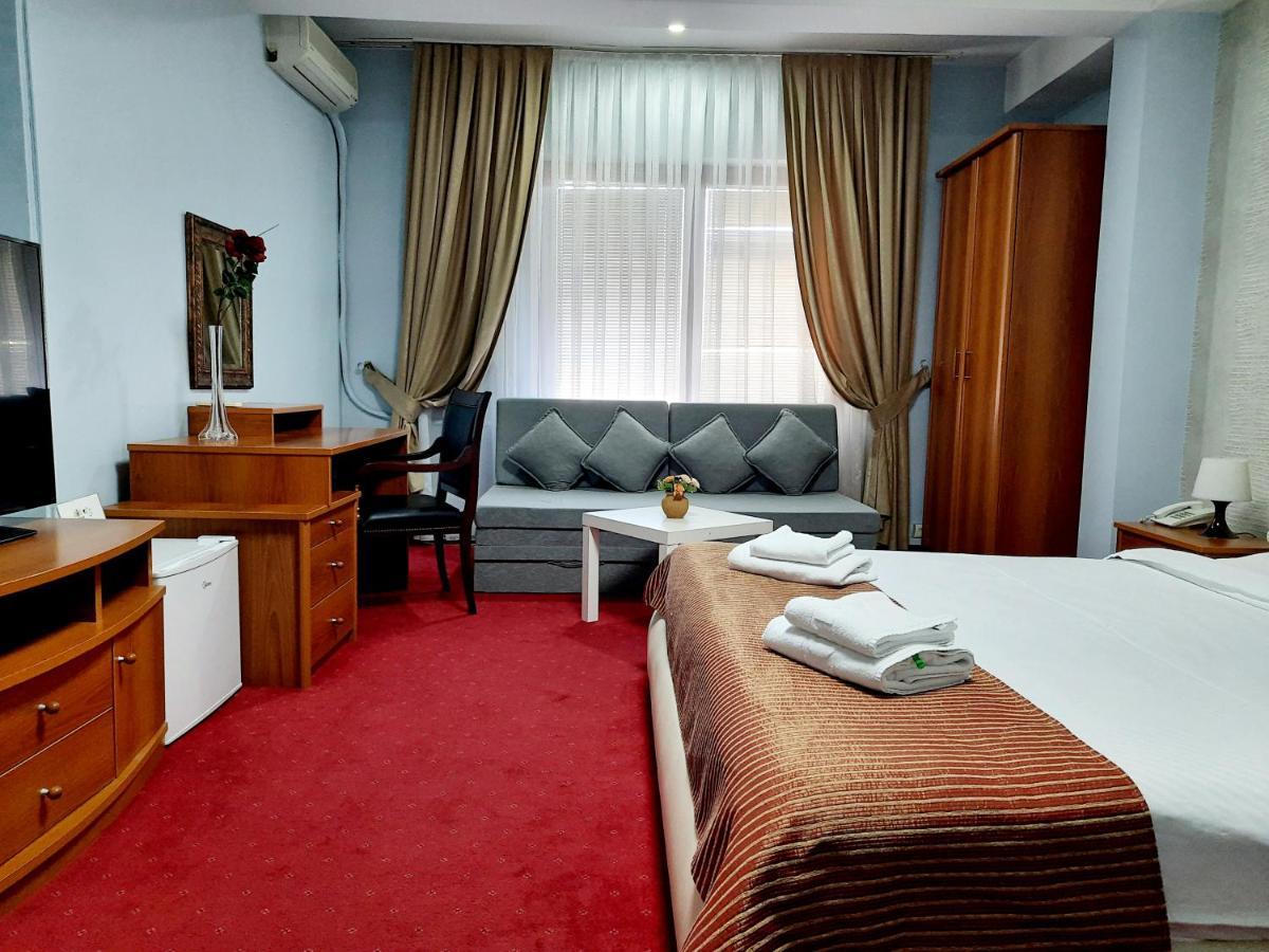 Hotel Aristocrat & Fish Restaurant Skopje Zewnętrze zdjęcie
