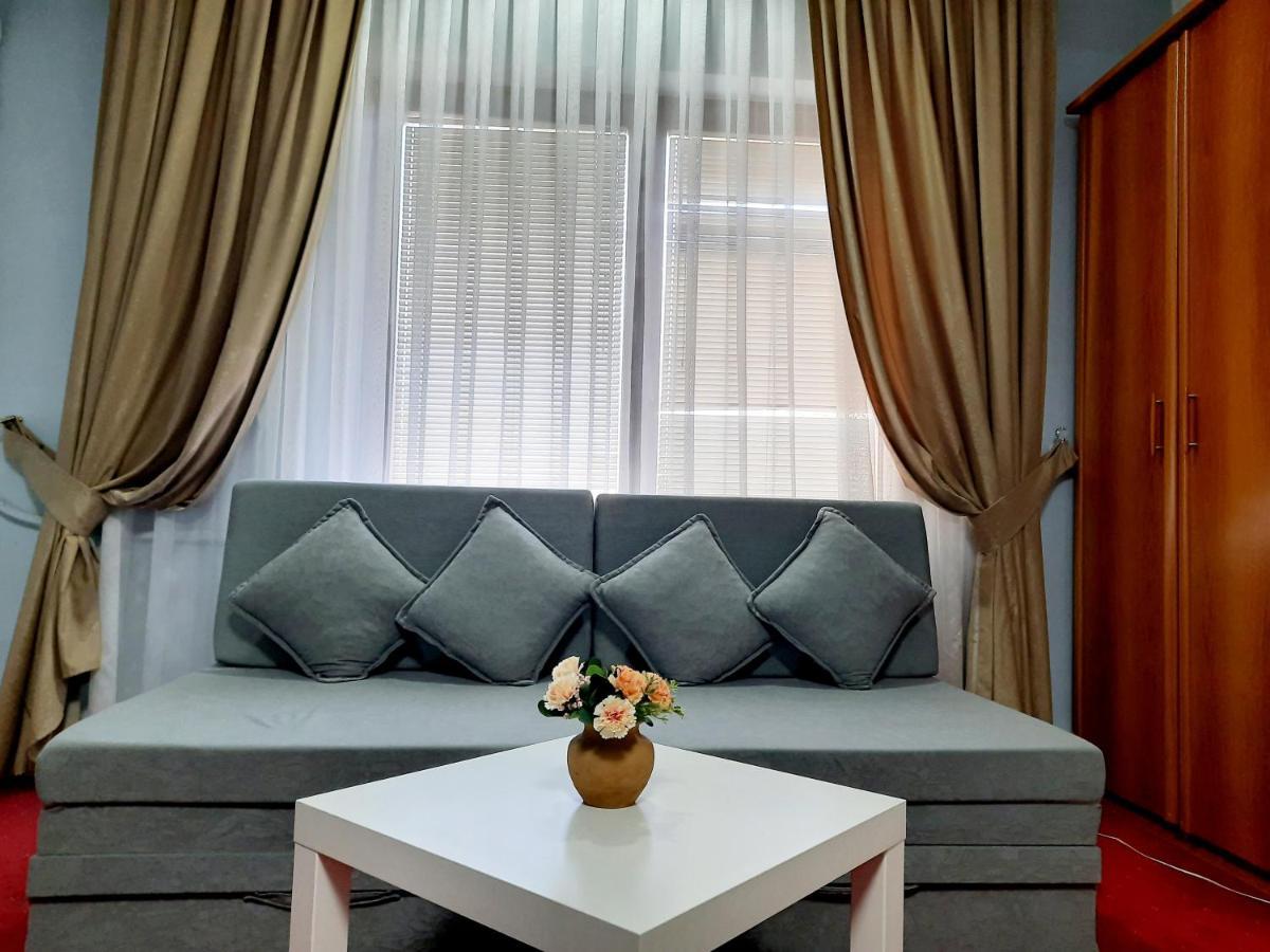 Hotel Aristocrat & Fish Restaurant Skopje Zewnętrze zdjęcie